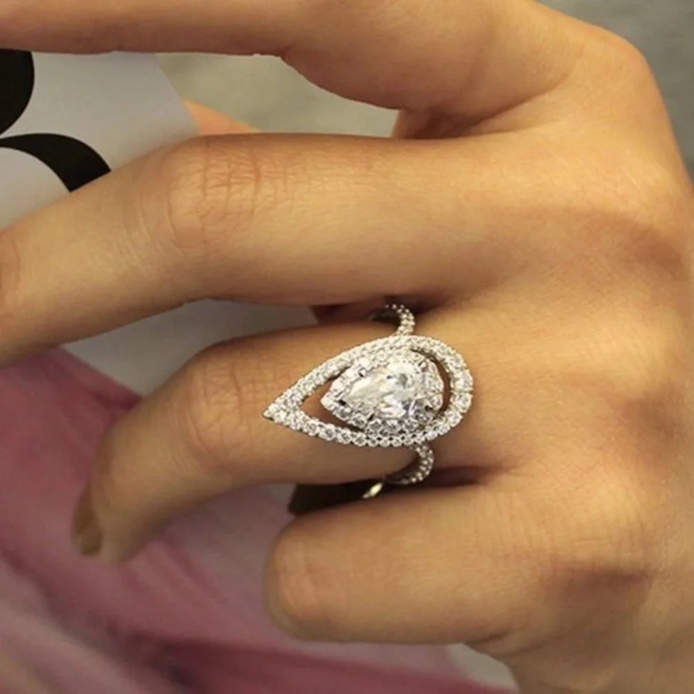 New Women’s Luxury 925 Silver Water Drop Diamond Ring